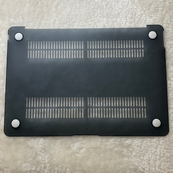 Macbook Air 13 (2020) Plastic Hard Shell - Picture 2 of 3